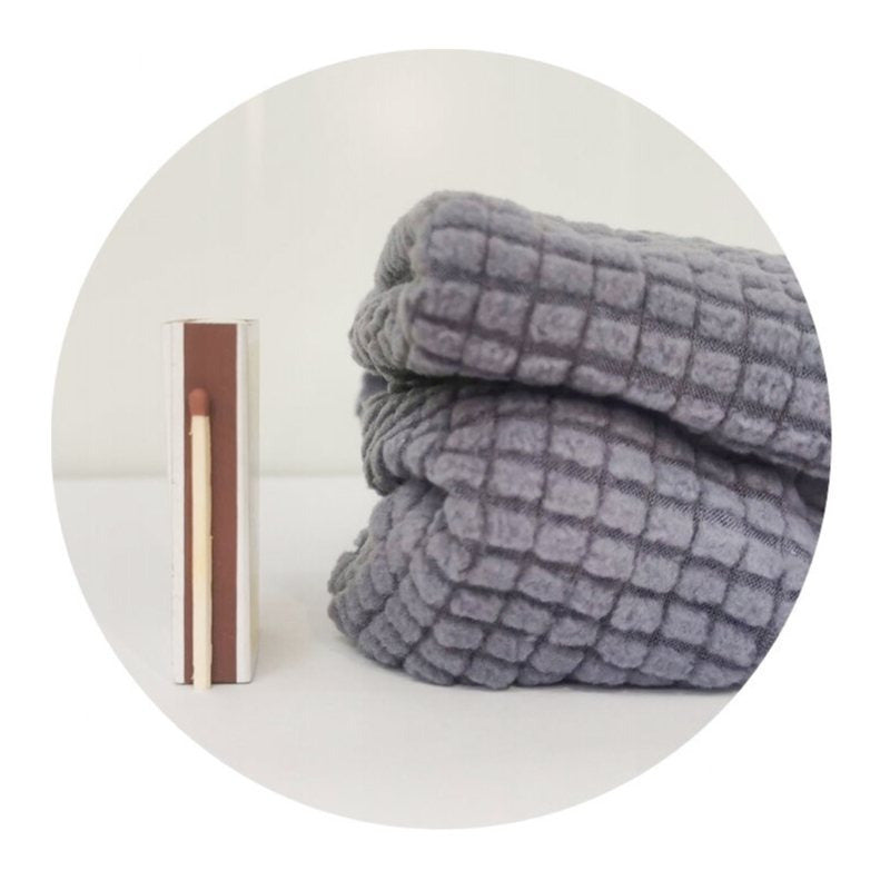 Elastyczny pokrowiec na krzesło - uniwersalny, dopasowujący się